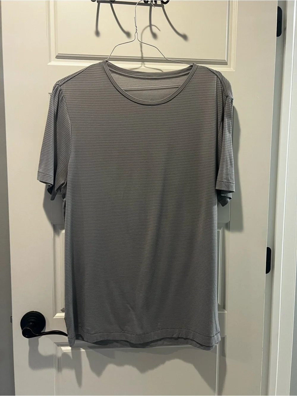 lululemon athletica Gray Short-Sleeve Performance Tee